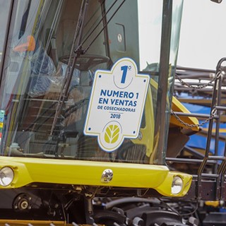 A cada 2,5 colheitadeiras no Paraguai, uma é da New Holland Agriculture.