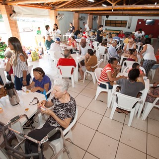 Natal Solidário uniu funcionários da Case em celebração ao Lar Betel e Espaço Pipa