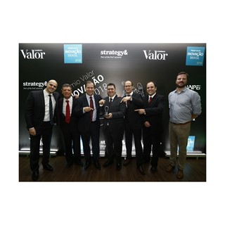 Time de Inovação da CNH Industrial recebe o prêmio - Foto: William Lucas