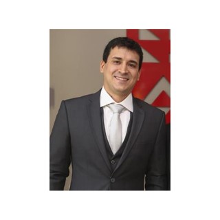 Engenheiro da FPT Industrial é premiado durante Congresso SAE Brasil