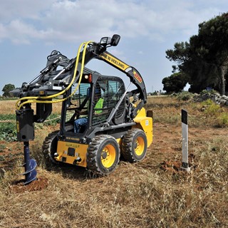 A multifuncionalidade dos miniequipamentos tem chamado a atenção de profissionais dos mercados agrícola e de construçã