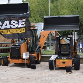 La maquinaria vial Case cautivó en Expo Conexa