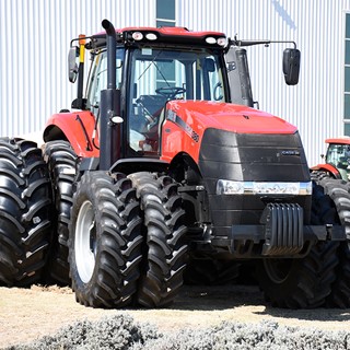 Case IH presenta los nuevos Magnum CVT