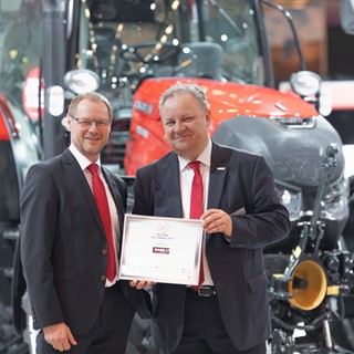 El Versum CVXDrive y el Quadtrac CVXDrive de Case IH recibieron el premio “Máquina del Año 2019”