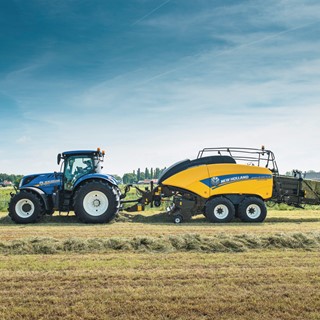 New Holland’s innovative ‘Baler Mode’ on the Brand’s T7 tractor range won an Agritechnica Silver Medal
