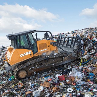 CASE 2050M Landfill Configuration