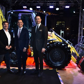 Stefano Pampalone (far left) President Construction and GM AMEA at CNH Industrial
