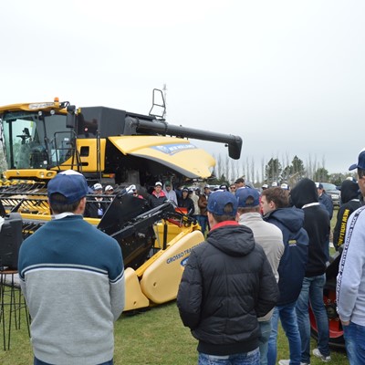 New Holland Agriculture, cada día más fuerte en Santa Fe