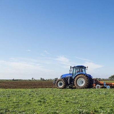 New Holland supplies auto guidance systems for Precision Farming