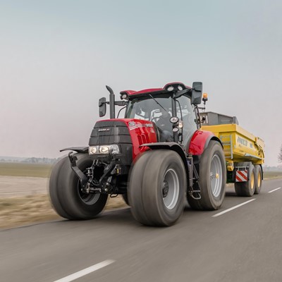 Case IH turns up the heat for extra-strong paintwork