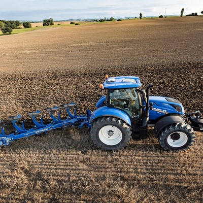 New Holland supports three forward-thinking farmers with machinery in Up to Speed scheme