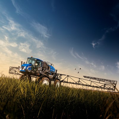 New Holland lança novo pulverizador voltado para o setor canavieiro