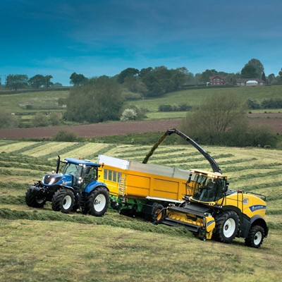 New Holland conmemora el 60° aniversario de su picadora de forraje autopropulsada