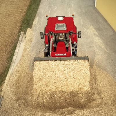 CASEIH_MAXXUM_145_CVXDrive_BALES