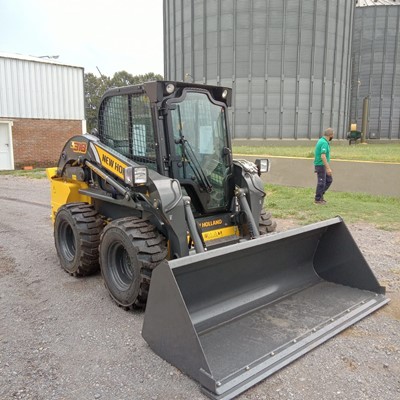 New Holland Construction aporta maquinaria especializada para Agricultores Federados Argentinos