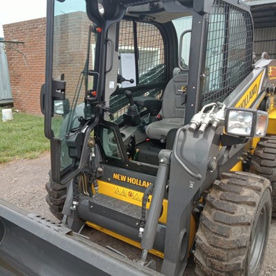 New Holland Construction aporta maquinaria especializada para Agricultores Federados Argentinos