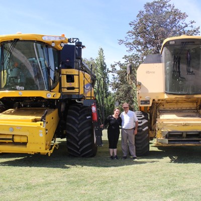 Desde Olavarría y Oncativo, conocemos las historias de dos parejas que hace décadas se dedican al trabajo rural.