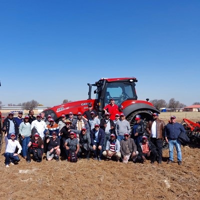 CASE-IH_Training with Customers Dealers Trainers and Business Managers