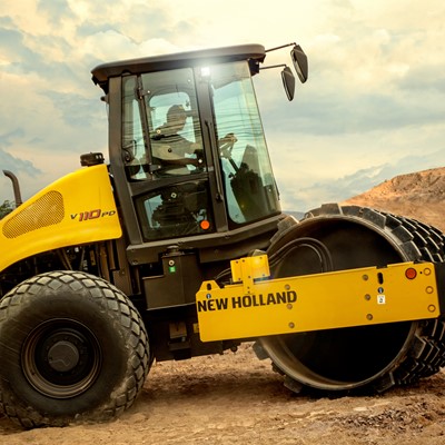 Novo rolo compactador New Holland V100PD