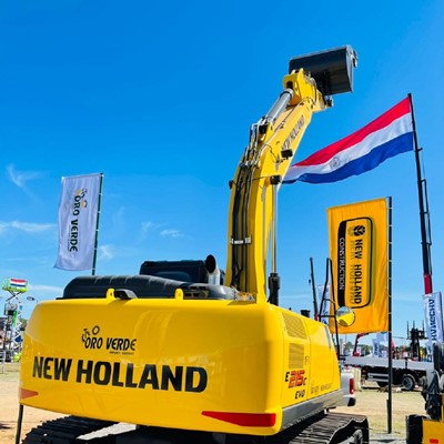 New Holland Construction presentó su gama de productos en Expo Máquina 2022