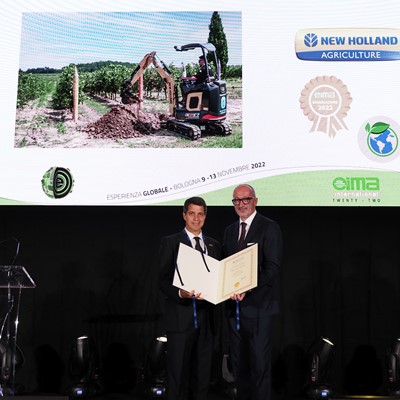 Electric mini excavator and instruction video developments earn EIMA Innovation Award mentions for New Holland