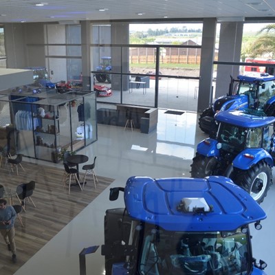 New Holland Agriculture inauguró el primer Smart Dealer en Argentina
