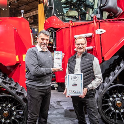 CASE-IH_FARM MACHINE AWARD QUADTRAC_fltr Mirco Romagnoli and Christian Huber