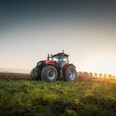 CASE IH_PUMA_260_CVXDRIVE_ON THE FIELD