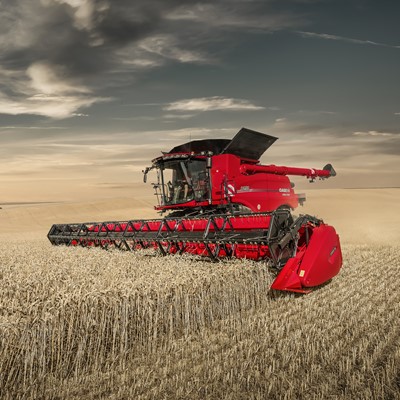 CASE-IH_AXIAL_FLOW_9250_HARVESTING ON FIELD