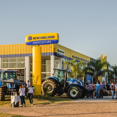 New Holland presenta un nuevo concesionario en una zona estratégica de Santa Fe