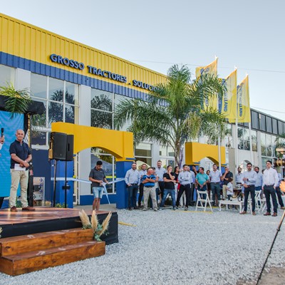 New Holland presenta un nuevo concesionario en una zona estratégica de Santa Fe