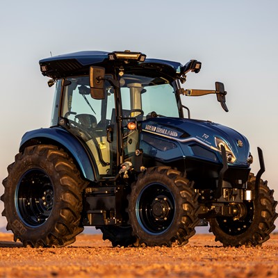 Trator New Holland T4 elétrico com recursos autônomos