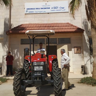 CASE IH_Donation of Case IH JXT 45 4WD tractor for Arsenale dell’Incontro