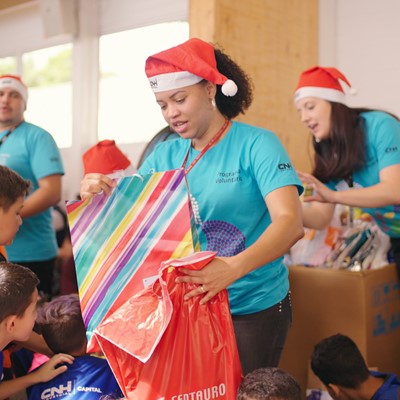 Natal Solidário da CNH Industrial presenteou cerca de duas mil pessoas