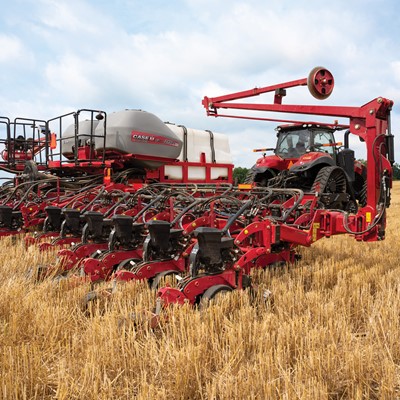 The award-winning Early Riser 2150S front-fold split-row planter delivers superior agronomic performance