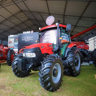 Farmall Cub e Farmall conectado