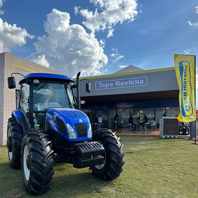 New Holland se destaca con sus productos en Innovar 2023