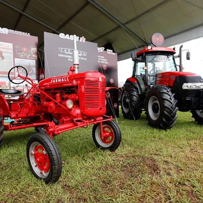 Farmall 100 anos