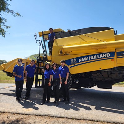 Students getting up close to the machine