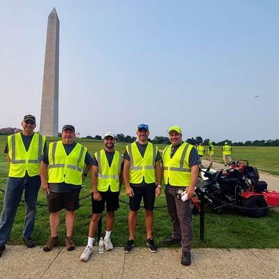 New Holland Construction team members volunteered for the 27th Renewal Remembrance event in Washington D C
