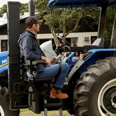 New Holland lan a comercialmente o primeiro trator agr cola acess vel do mundo