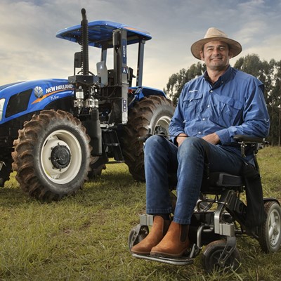 New Holland presenta el primer tractor accesible del mundo