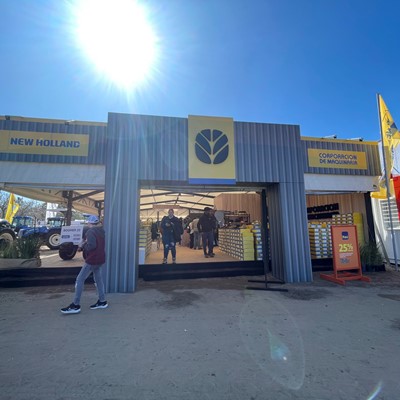 New Holland y COMASA pisan fuerte en Expo Prado Uruguay