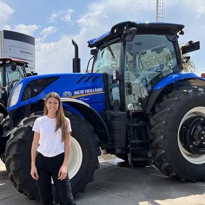 Unidas por la misma pasi n cuatro mujeres que redefinen la historia junto a New Holland