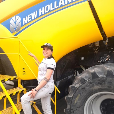 Unidas por la misma pasi n cuatro mujeres que redefinen la historia junto a New Holland