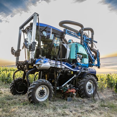 New Holland Straddle Tractor TE6 Range