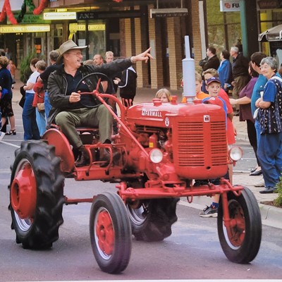 Farmer s labour of love a focal point for Case IH Farmall s centenary celebrations