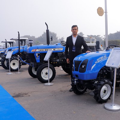 Mr Narinder Mittal Country Manager Managing Director Agriculture Business CNH India SAARC at the plant