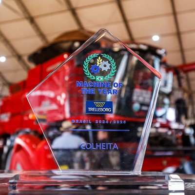 Nova linha de colheitadeira da Case IH vence o pr mio Machine of the Year