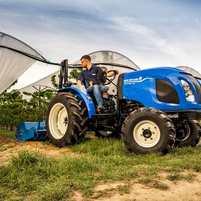 New Holland France tend son offre de produit aux espaces verts